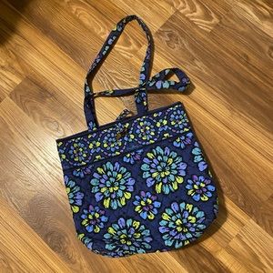 Vera Bradley Retired Indigo Pop Tote EUC